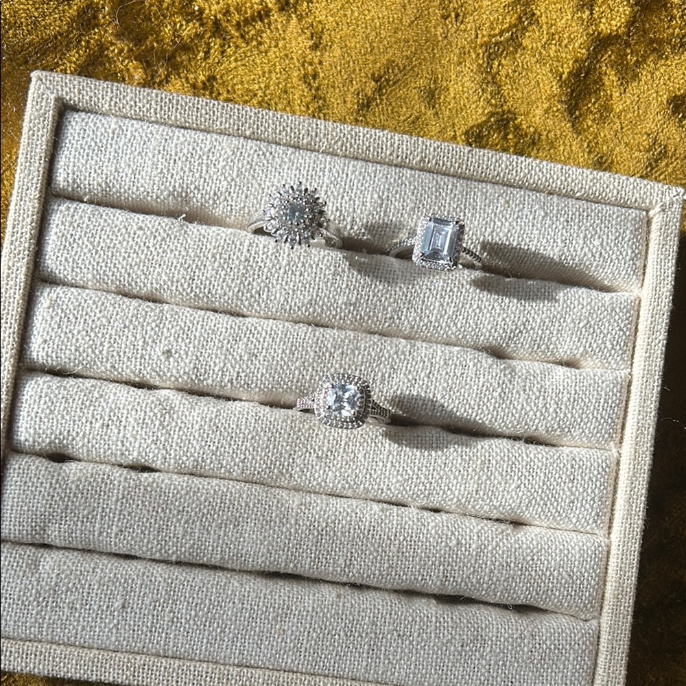 Rings Sparkly sizes 8 & 9